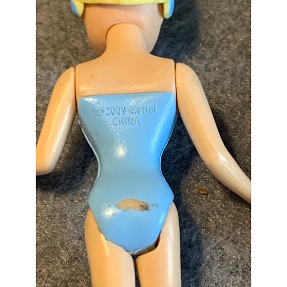 2009 Mattel Disney Princess Polly Pocket Dolls Set of 2 Cinderella and Snow Whit - Picture 3 of 10